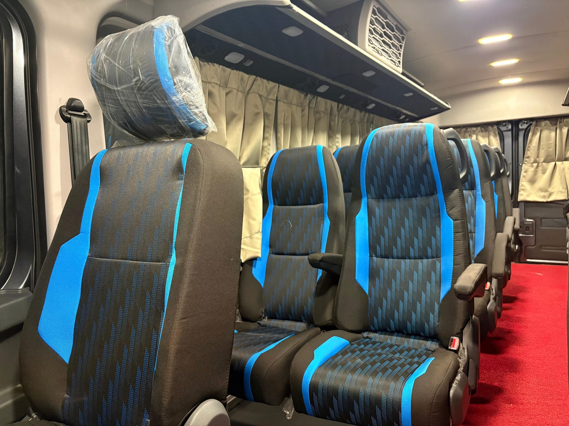 Urbania Urbania Premium interior view 2
